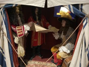 Exhibit of generals consulting before the battle of the Boyne at the Battle of the Boyne Visitor Centre