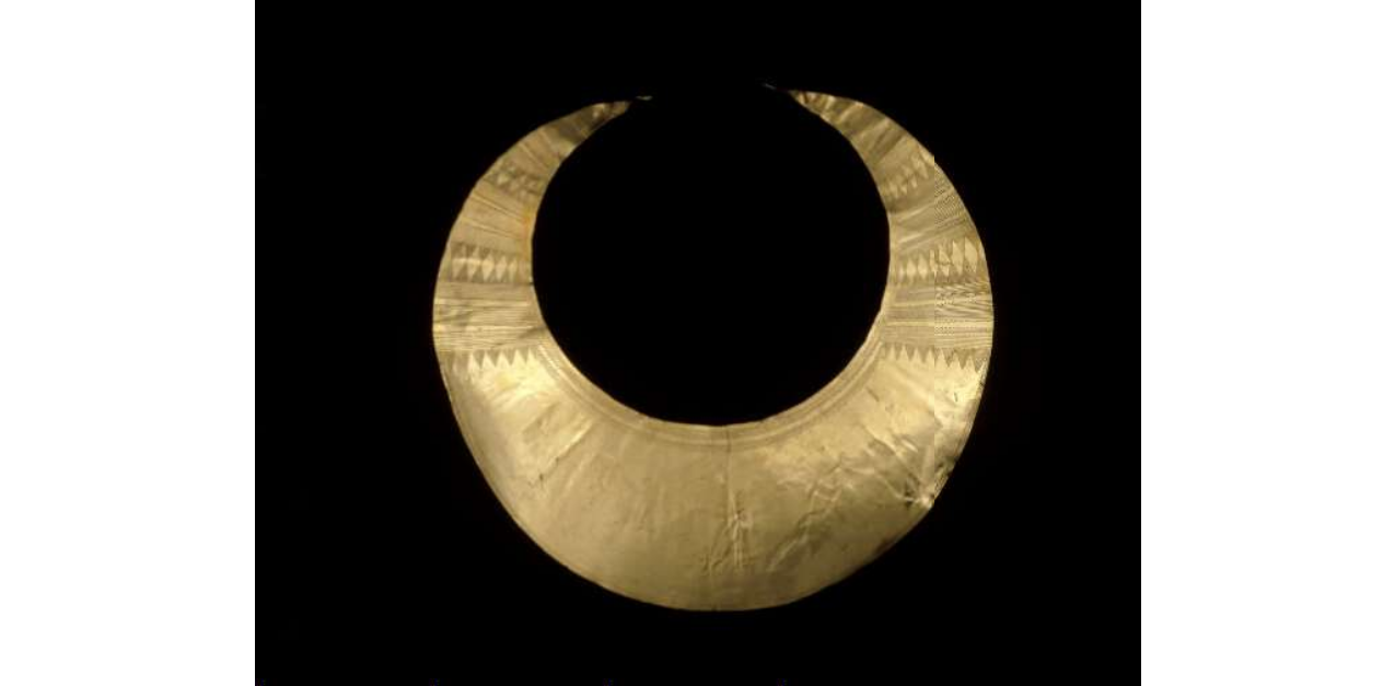 Irish Iron Age gold Lunula as photographed by the British Museum