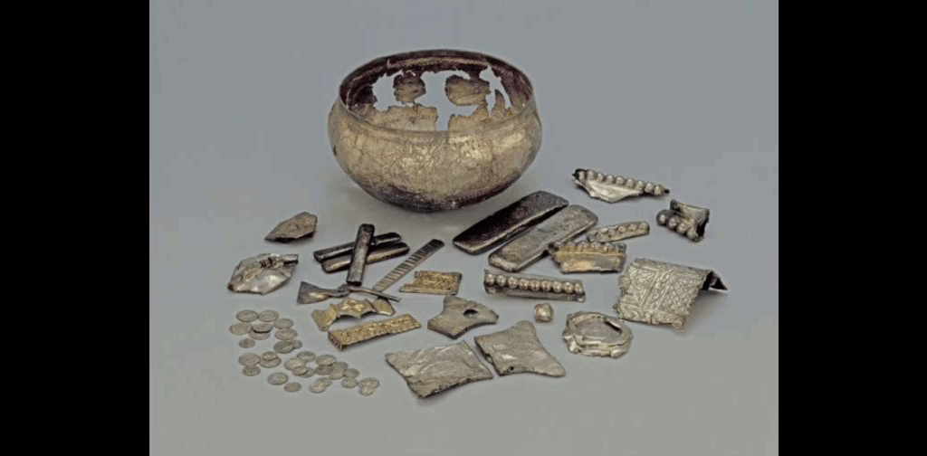 Ballinrees Hoard found near Coleraine, Northern Ireland.