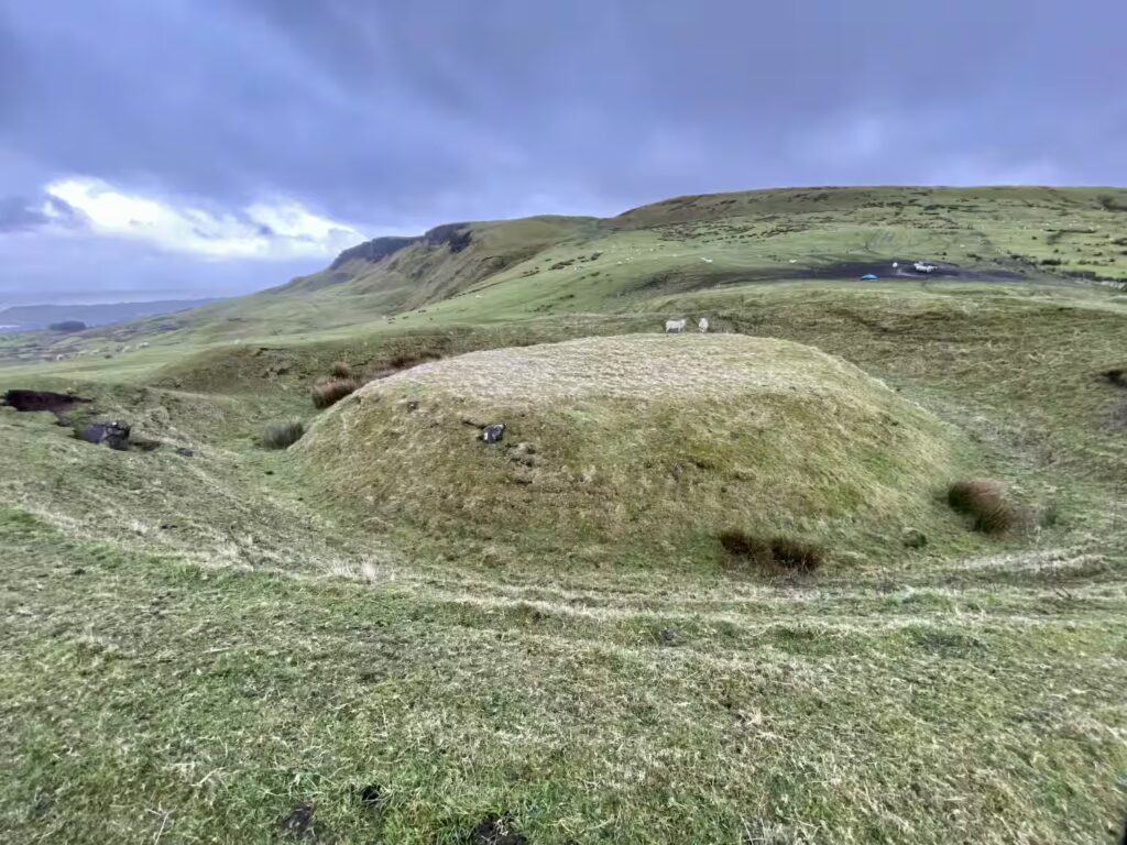Linford Barrows in Ireland, Antrim