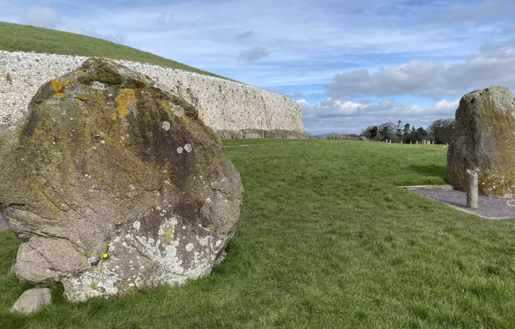 Photograph of the standing stones encircling the Newgrange passage tomb. Photo taken by Daniel Kirkpatrick